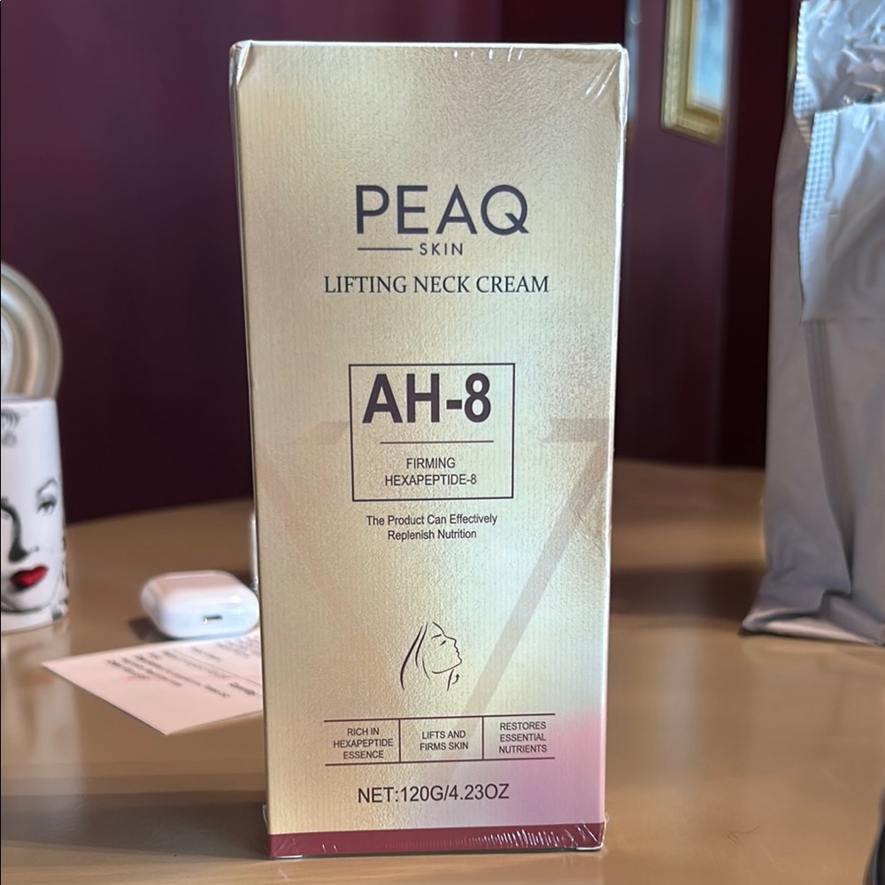 PEAQ Skin Lifting Neck Cream